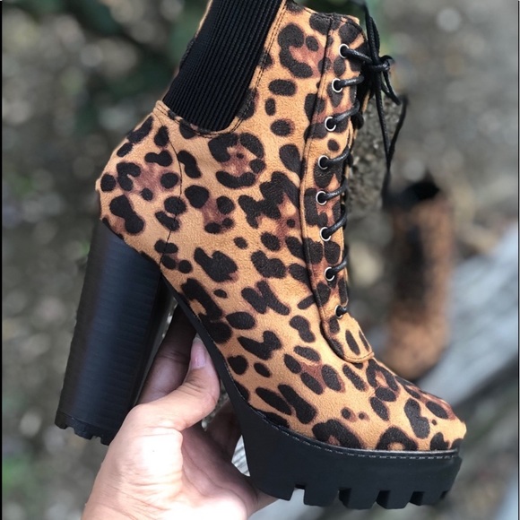 Platform Lug Sole Leopard Lace Up Combat Boots - Picture 4 of 6
